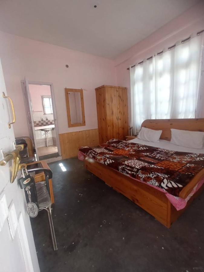 Snow Oak Guest House Касоль Екстер'єр фото