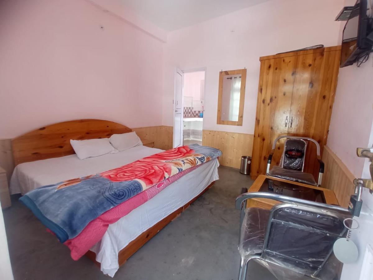 Snow Oak Guest House Касоль Екстер'єр фото